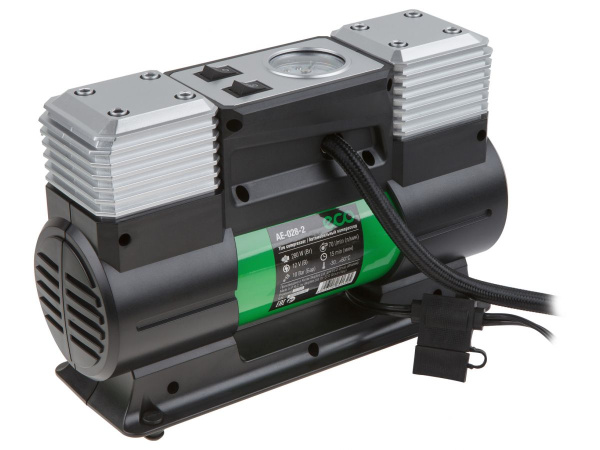 Компрессор автомобильный ECO AE-028-2 (12 В, 280 Вт, 70 л/мин, 2 цилиндра, 10 бар (манометр 7 бар), фонарь, сумка)