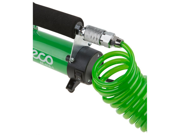 Компрессор автомобильный ECO AE-016-1 (12 В, 150 Вт, 40 л/мин, 10 бар (манометр 7 бар), съемный спир. шланг, сумка)