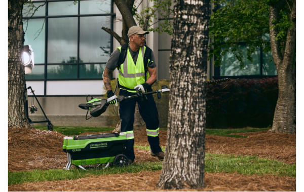 Зарядное устройство на 6 аккумуляторов G82CT6  82В Greenworks