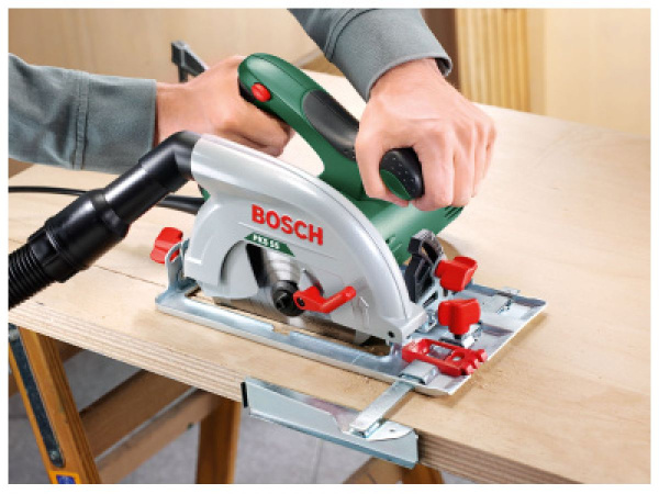 Циркулярная пила BOSCH PKS 55 A в кор. 