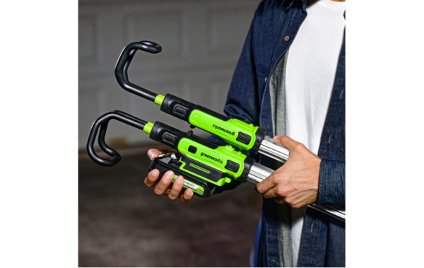 Фонарь-прожектор подкапотный светодиодный аккумуляторный G24UHL 24В 1200ЛМ Greenworks